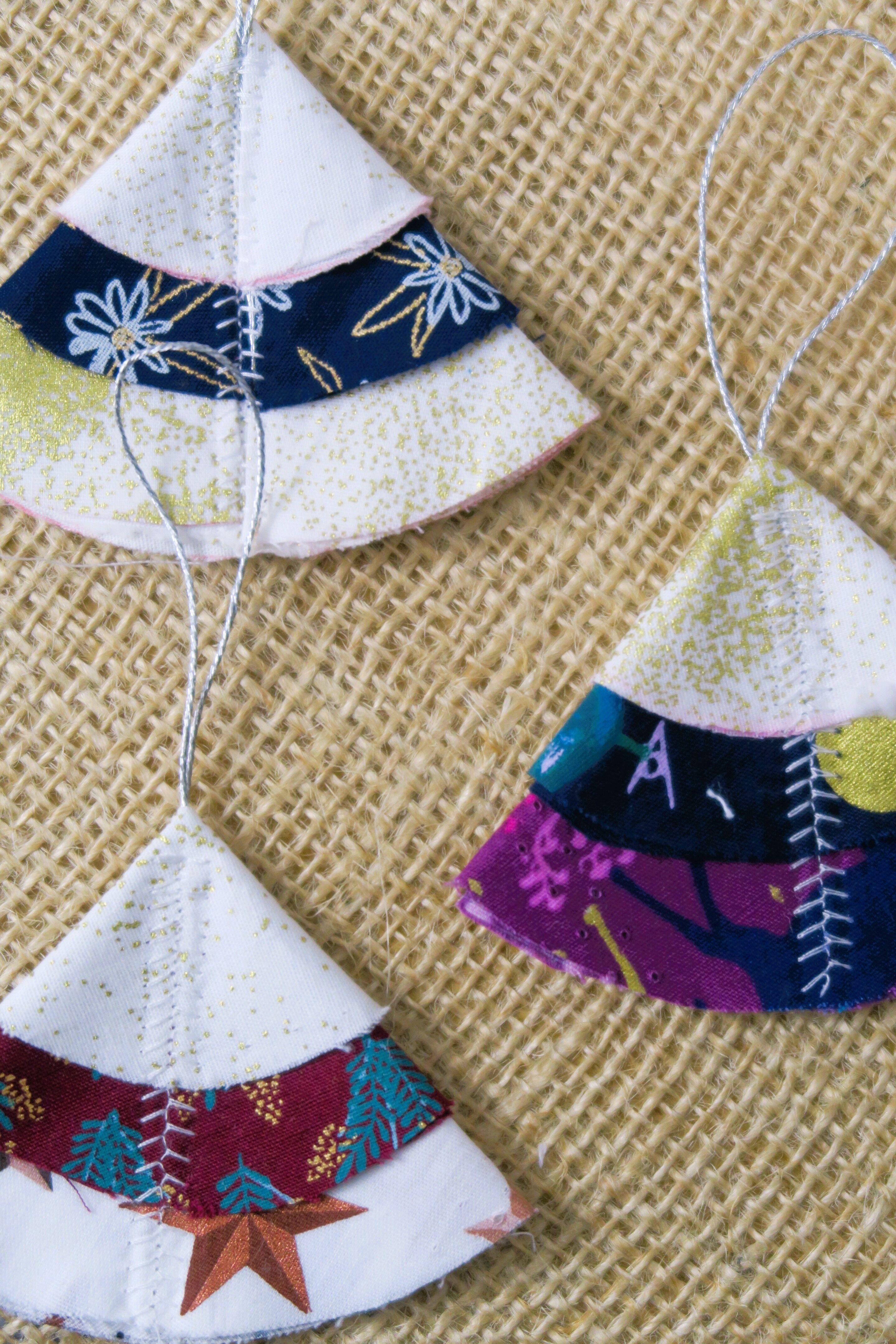 Christmas tree hanging decoration