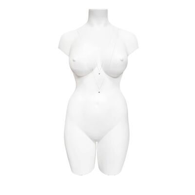 Torso femenino de talla grande - GHOST