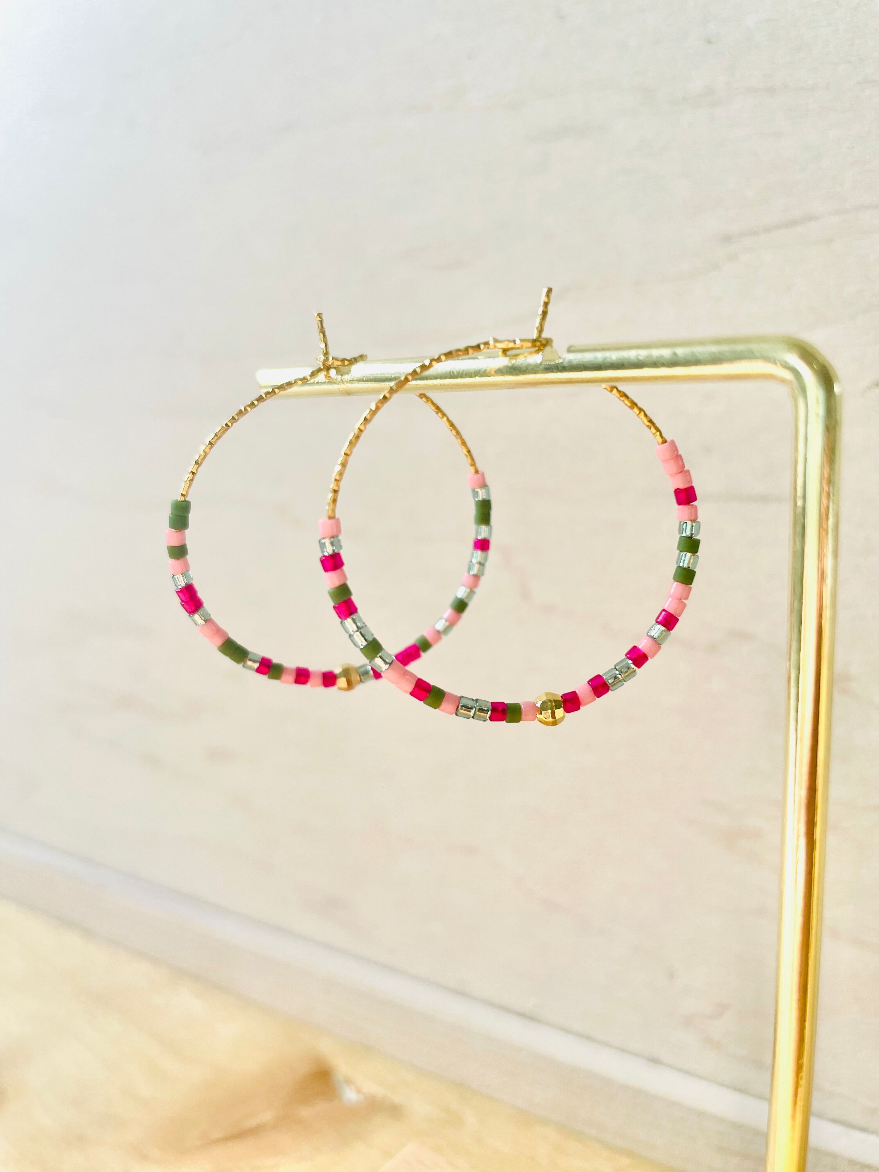 Cerchio in acciaio inossidabile e perle