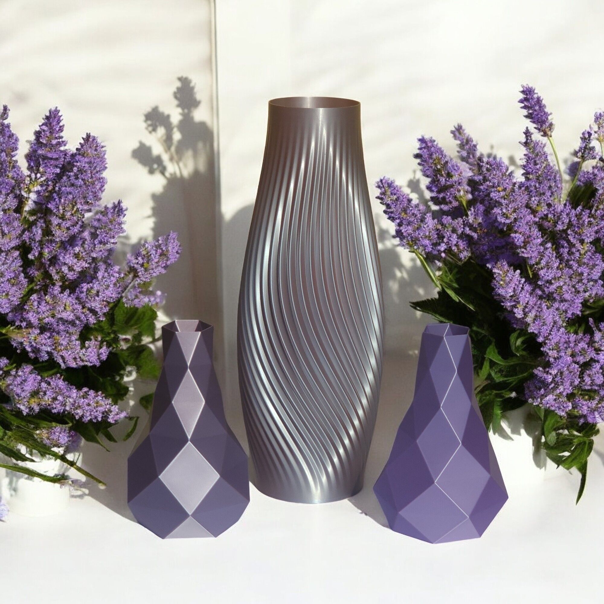 Vasi geometrici grigio metallizzato 3D - set di 3 vasi