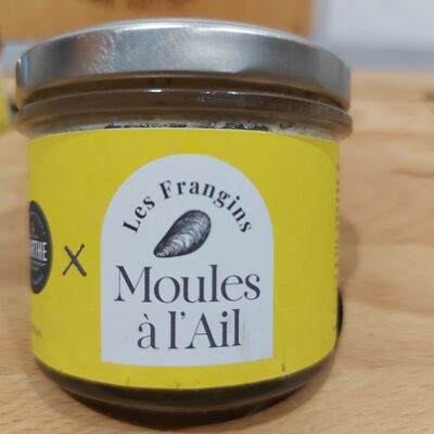 Garlic mussels from Moules Normandin @ Marennes
