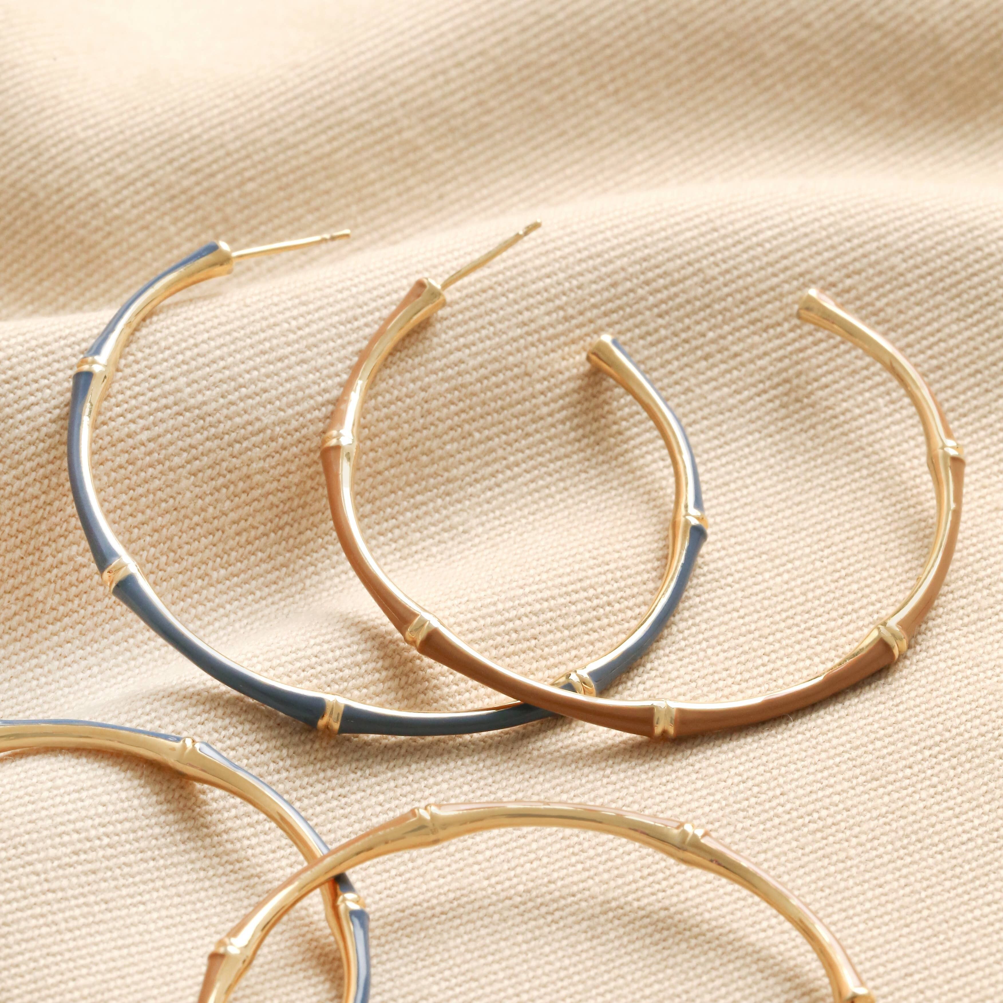 Emaillierte Creolen im Bambus-Stil, Blau