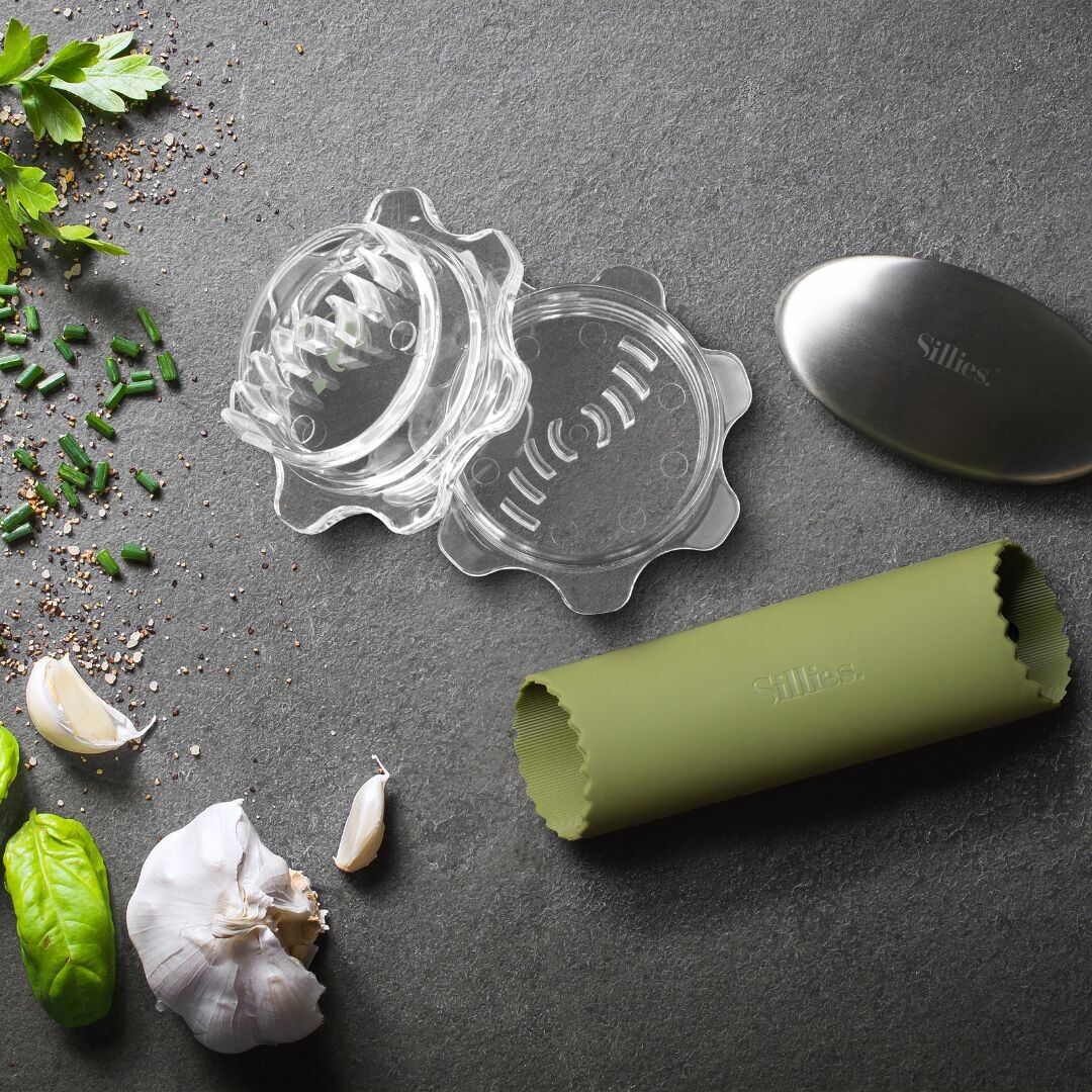 WINTERVERKAUF!Knoblauch- und Kräuterset – Knoblauchpresse und -schäler – Edelstahlseife – Mühle