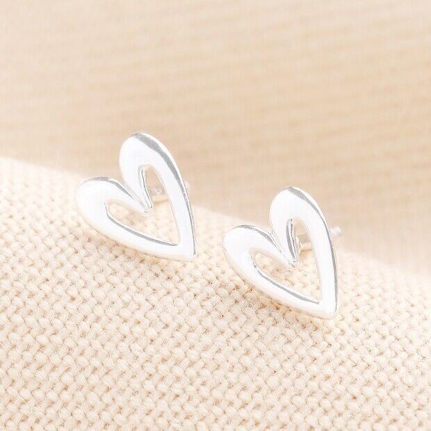 Ohrstecker mit Herzumriss aus Sterlingsilber