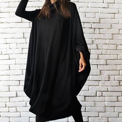 Robe ample à col roulé en noir