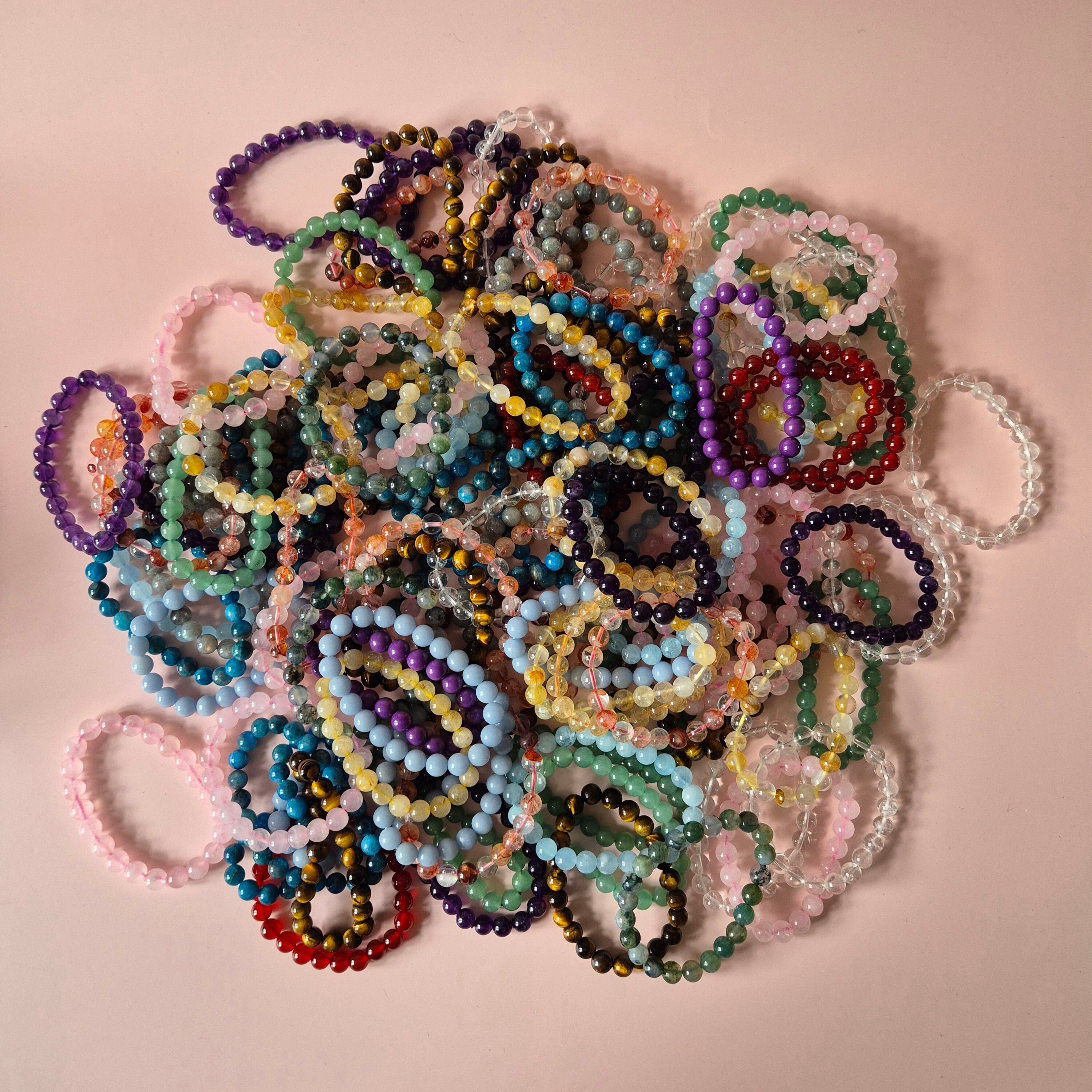 Coriandoli per bracciale con pietre preziose: una pallina colorata di magia dei cristalli!