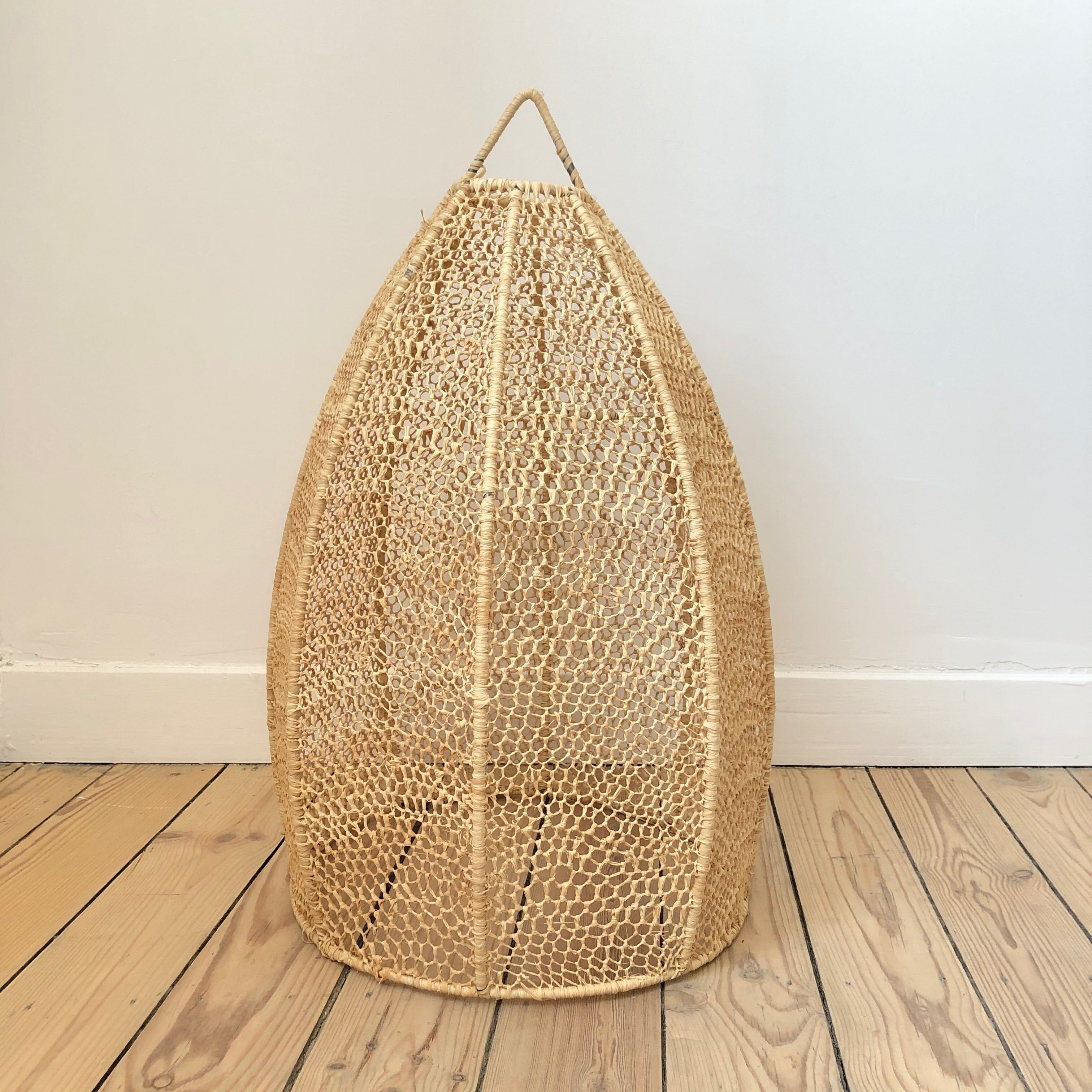 Aufhängung aus Bastspitze – länglich