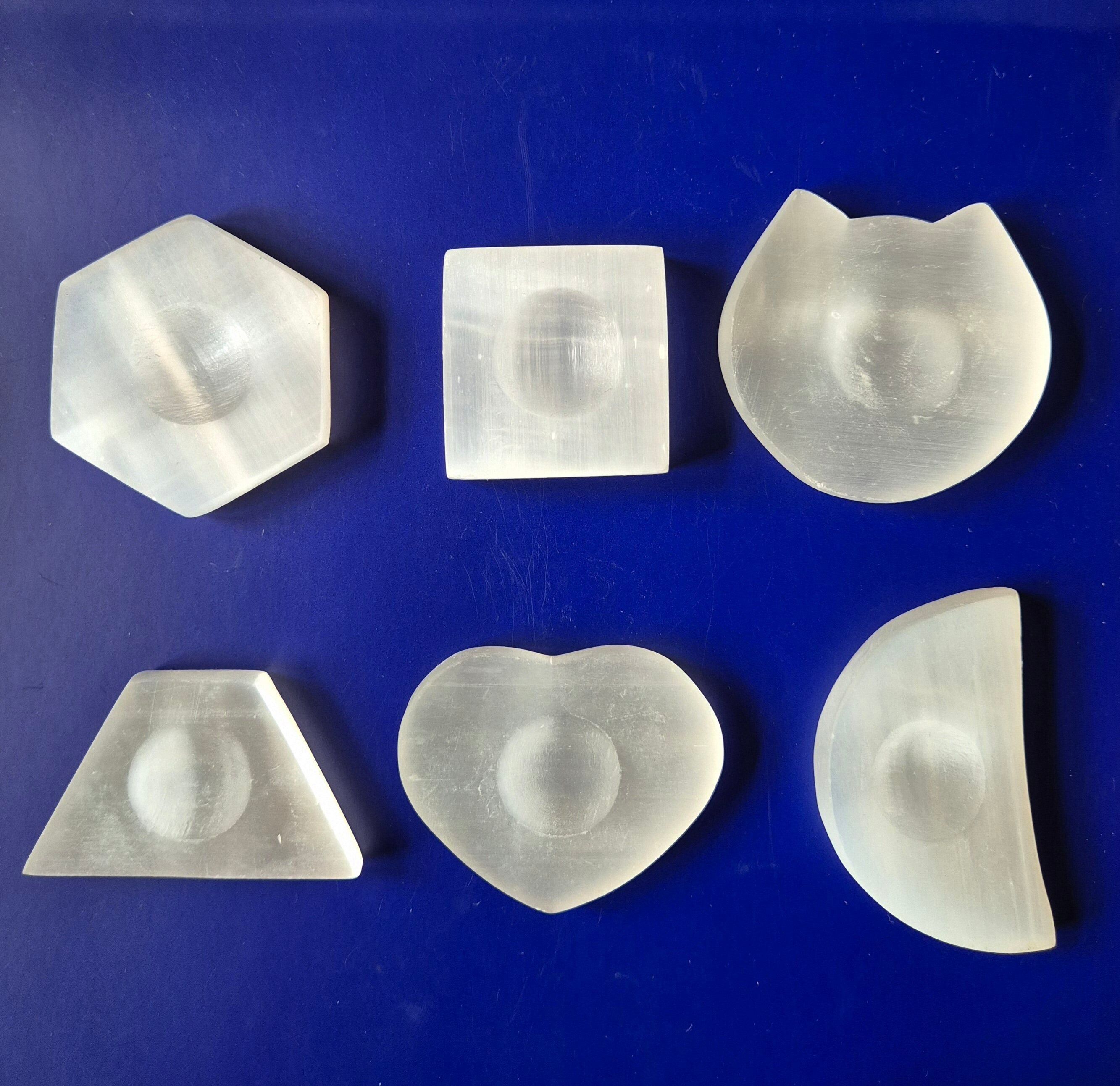 Selenite Sphere Holder