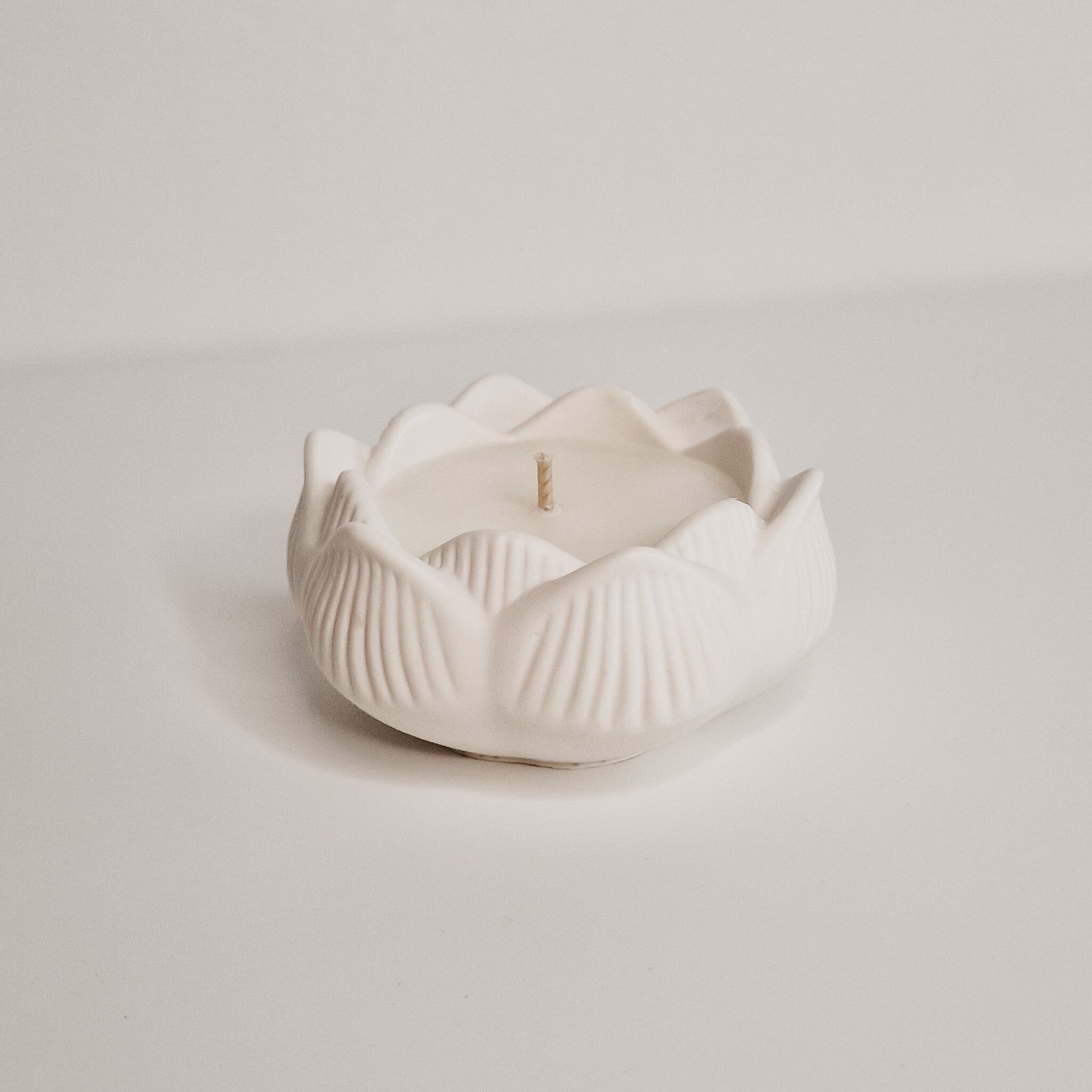 Candela profumata - LOTUS