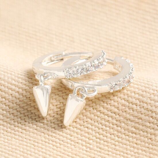 Orecchini a cerchio con punte di cristallo in argento