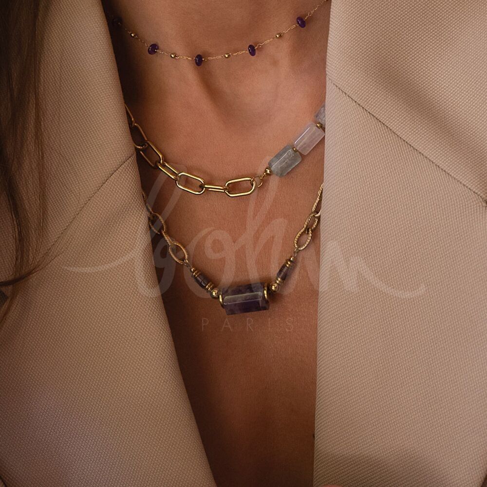 Mandy-Halskette – gestreifte Ringe aus Edelstahl und Natursteinen