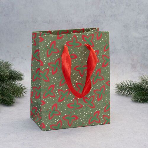 Green Tri-Leaf Gift Bag - Small