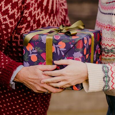 Carta da regalo con frutti botanici