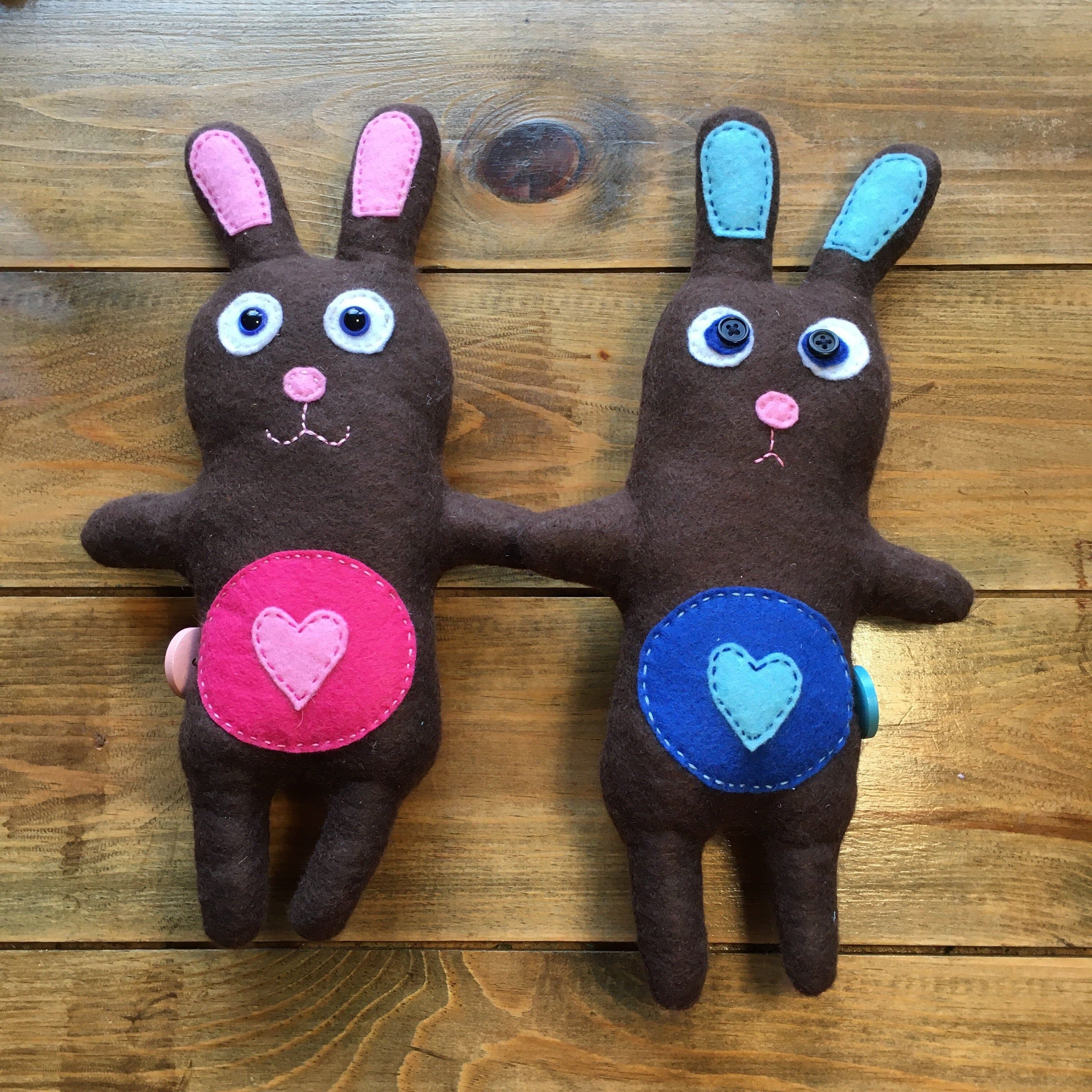 Decorazioni di peluche di coniglio ragazza fatte a mano