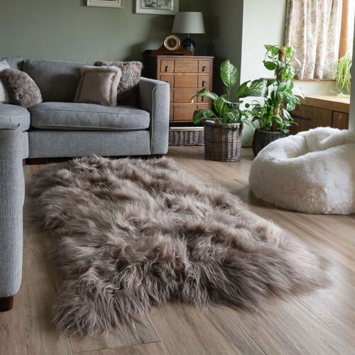 Icelandic Sheepskin Rug Taupe (Quad)