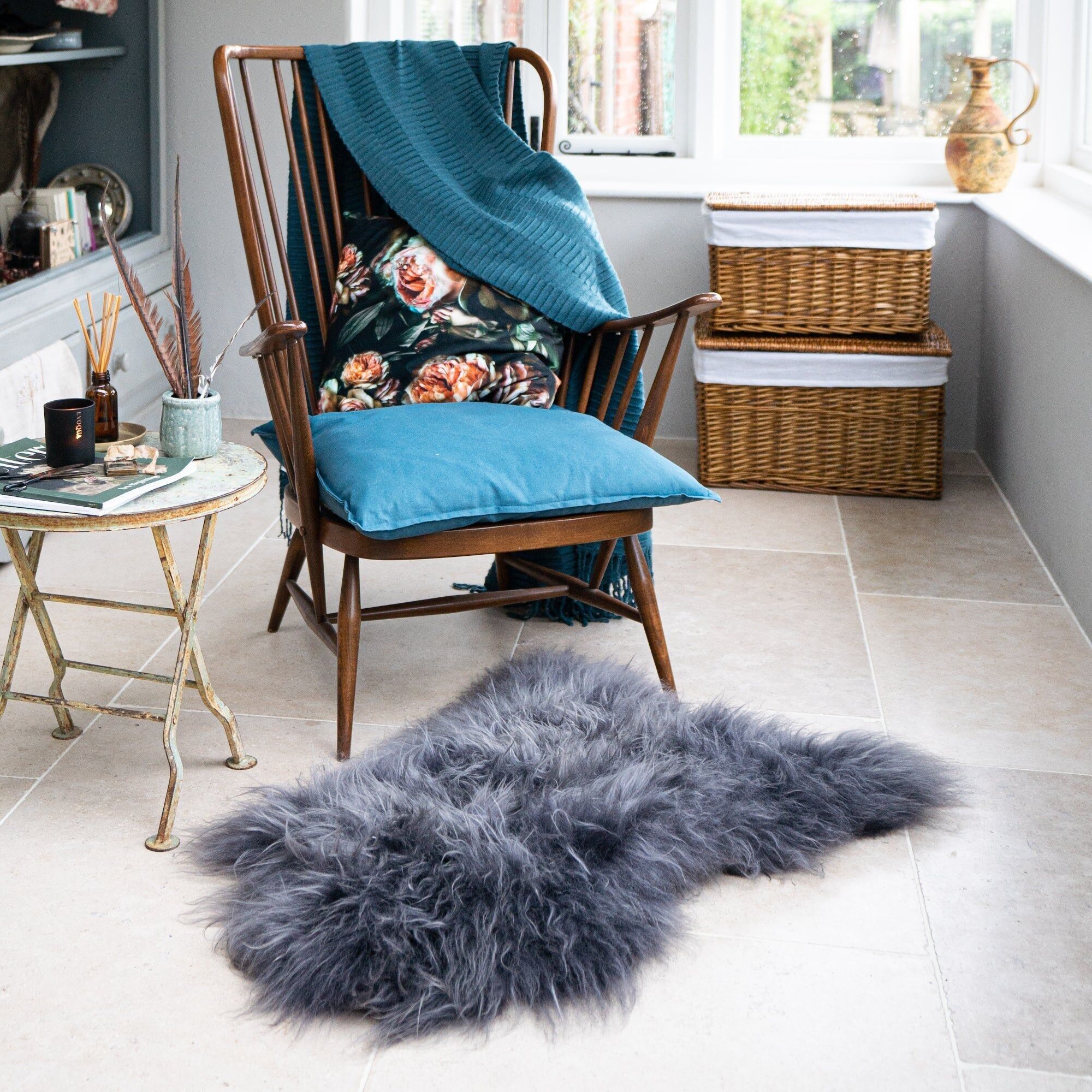 Tappeto in pelle di pecora Brisa in acciaio islandese (singolo)