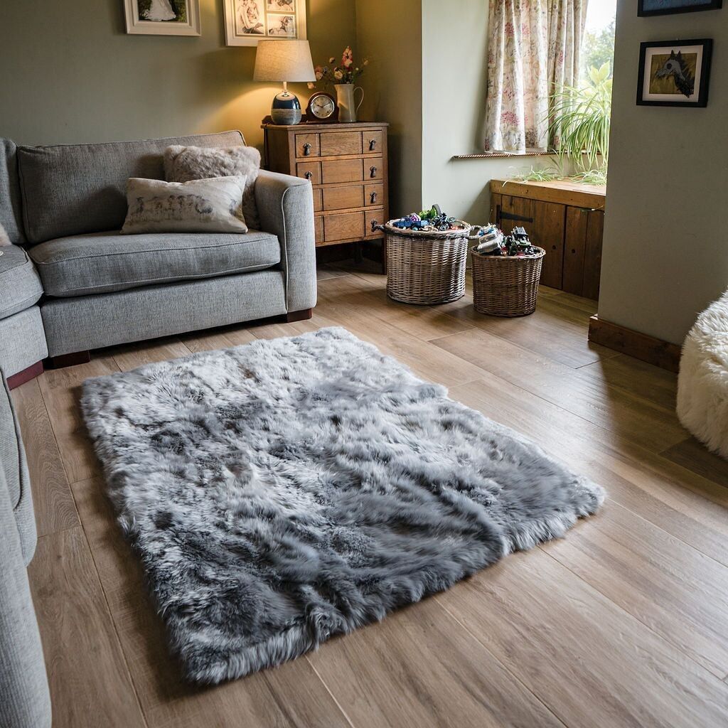 Light Grey Rectangular Lined Sheepskin Rug 140x200cm