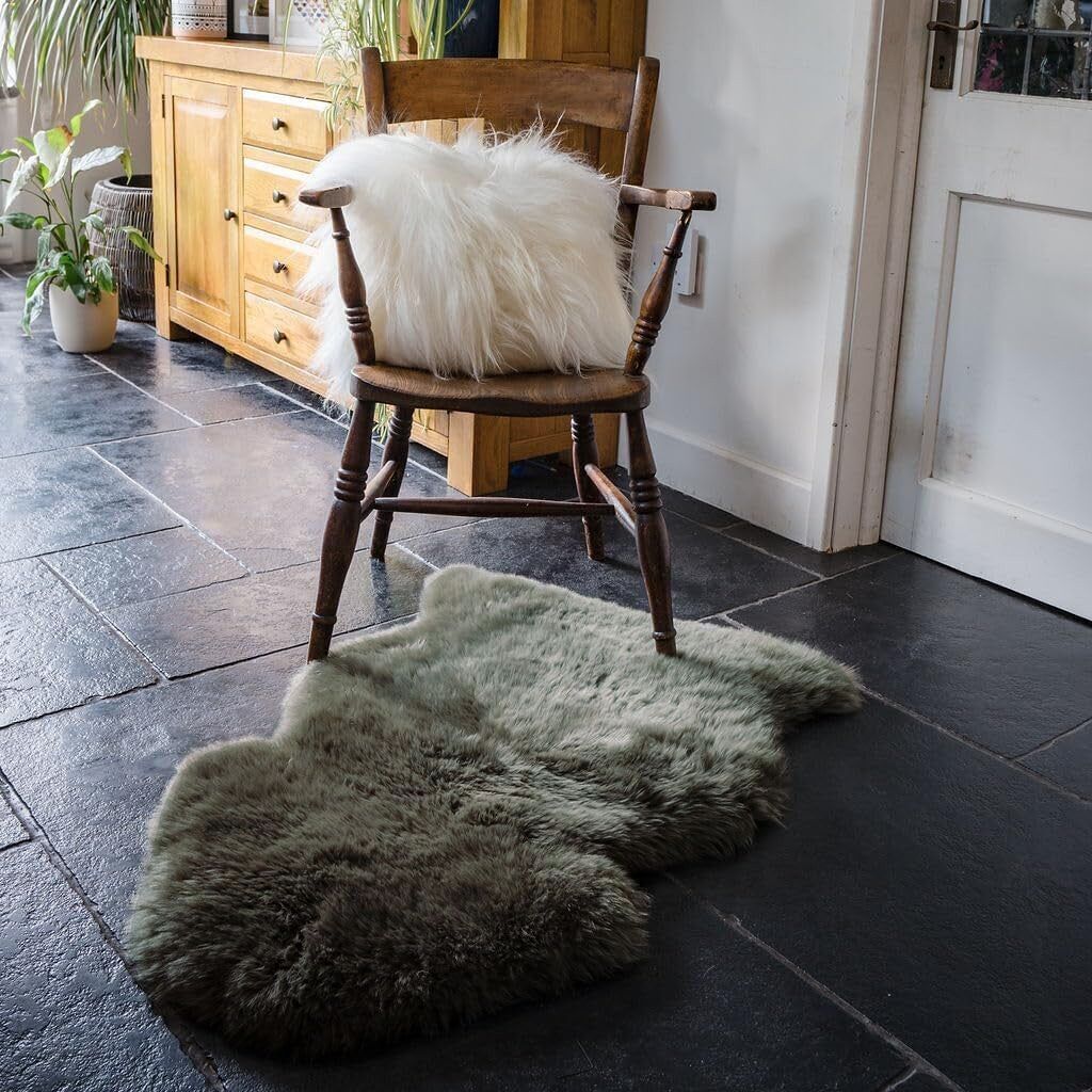 Tappeto in pelle di pecora singola oliva 90-100 cm