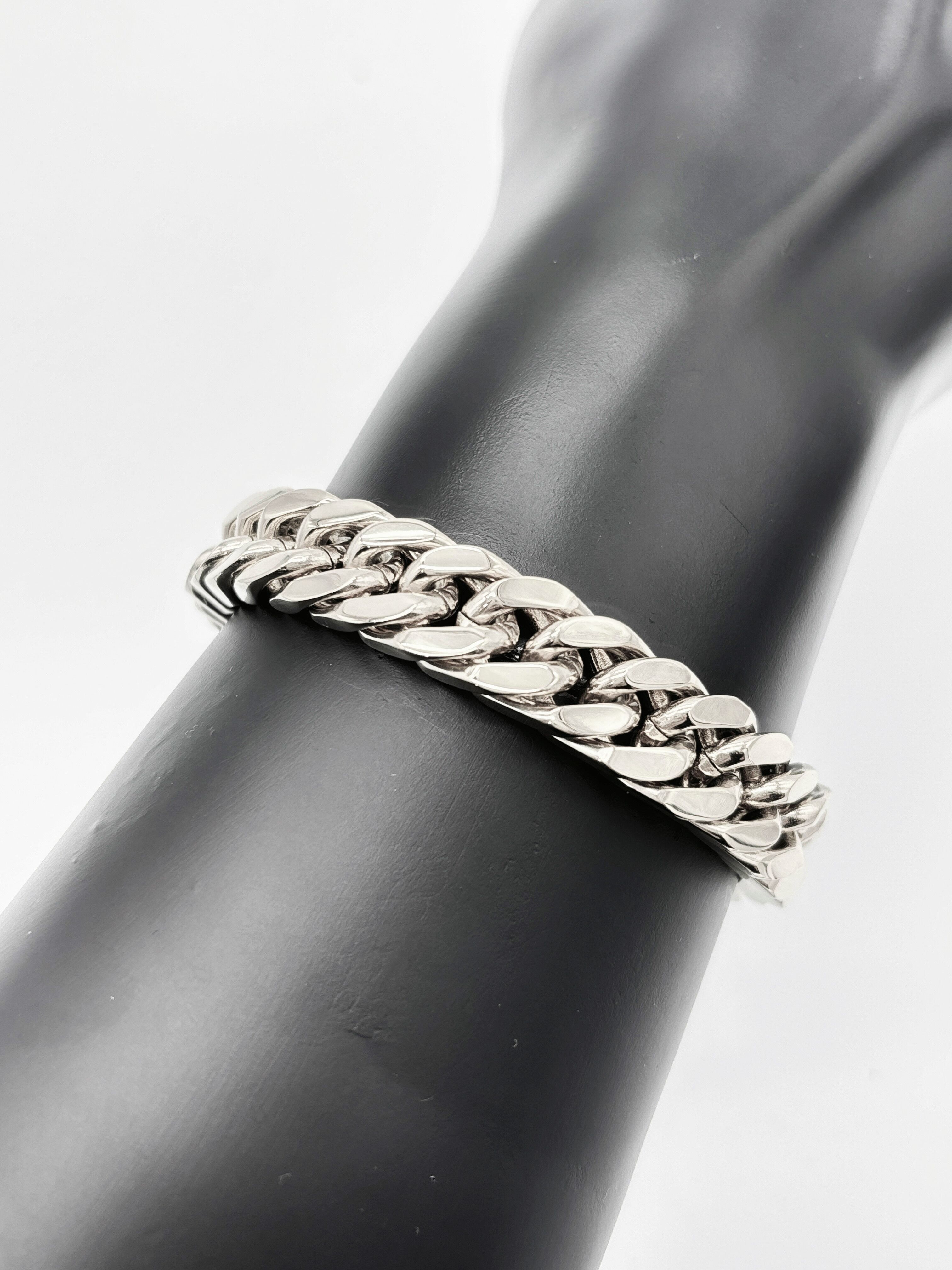 Bracciale in acciaio inossidabile 324OP18