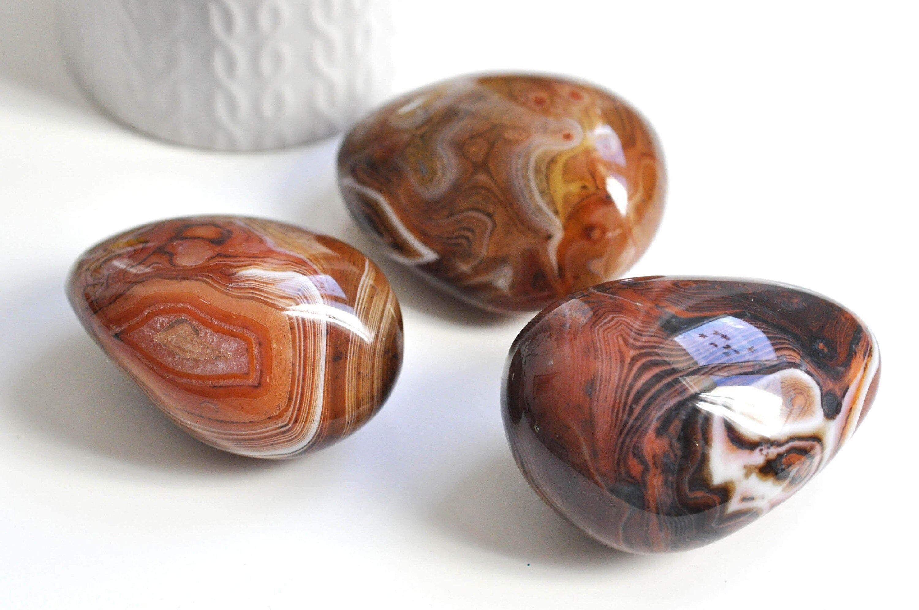 natural raw rolled red orange agate pebble, natural stone, lithotherapy, red agate chips, The stone, 45-90mm, x1, G5214