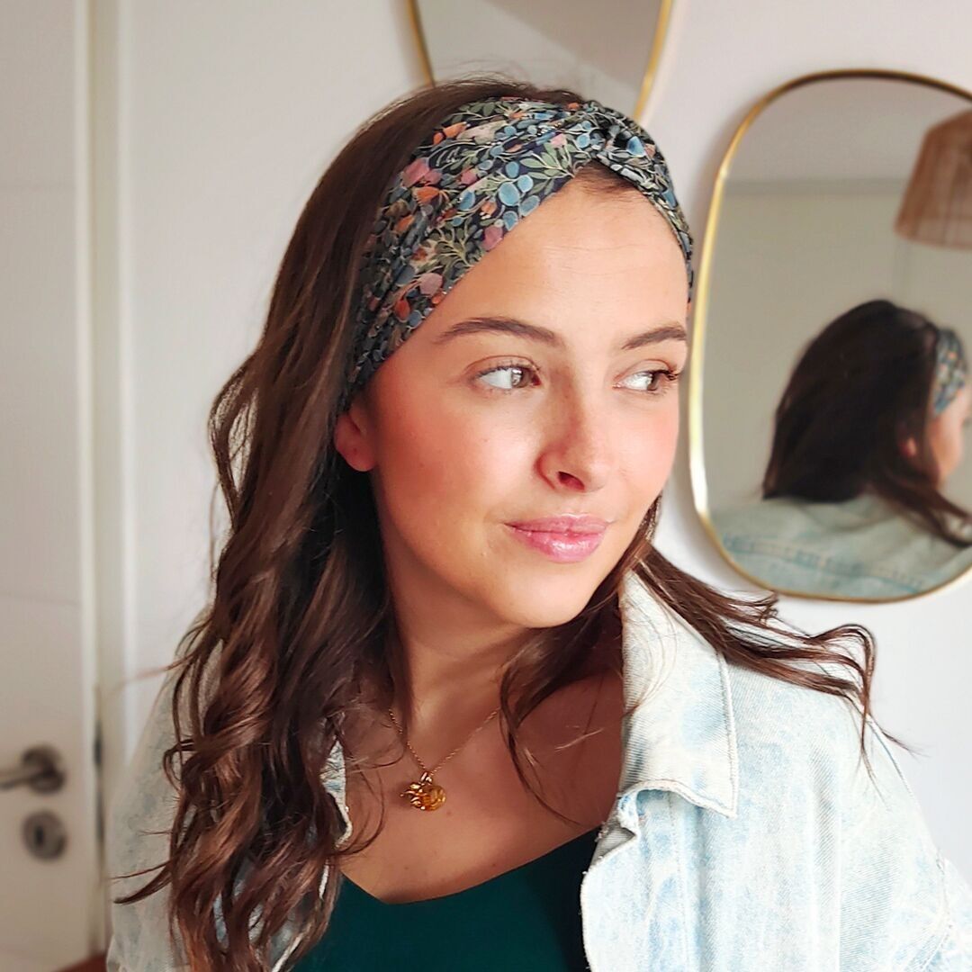 PIA-Stirnband / khakifarbenes Polyester mit Blumendruck und goldenem Lurexfaden