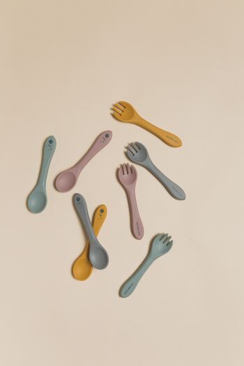 Set fourchette et cuillère en silicone S bleu pour bébé 4