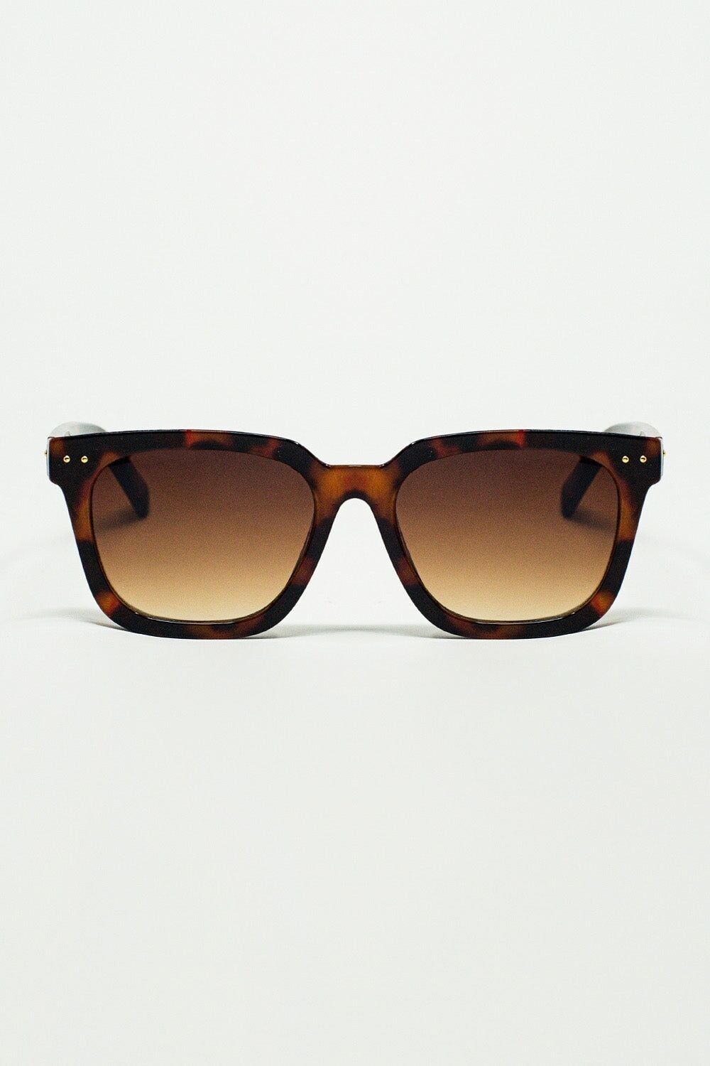 Polarisierte Sonnenbrille mit braunen Gläsern