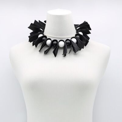 Collar de cuero sintético en forma de U y cuentas redondas - Dúo - Negro / Blanco