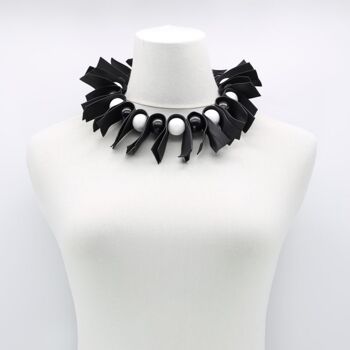 Collier en U en Similicuir & Perles Rondes - Duo - Noir/Blanc