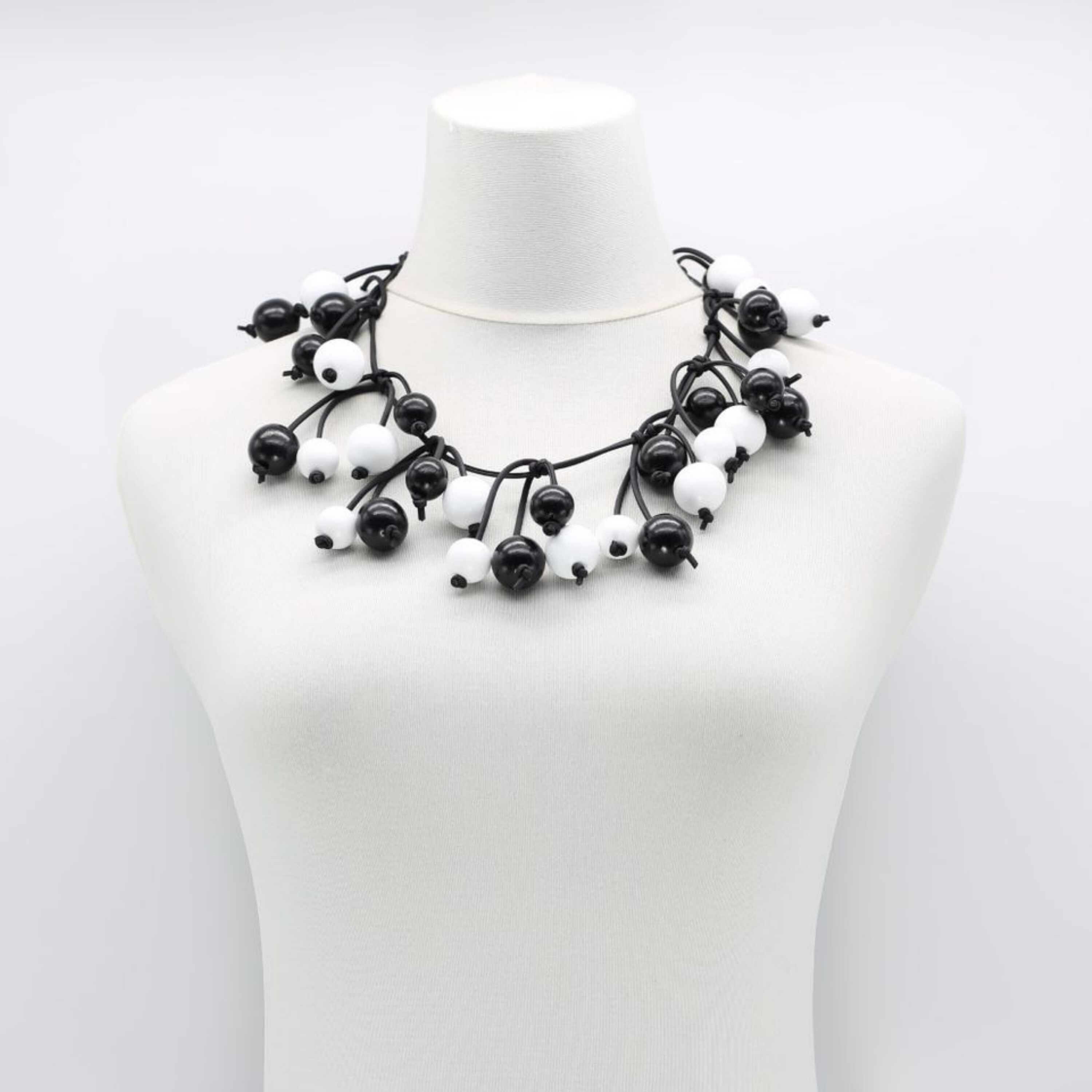 Beerenbaum-Halskette - Kurz - Schwarz/Weiß
