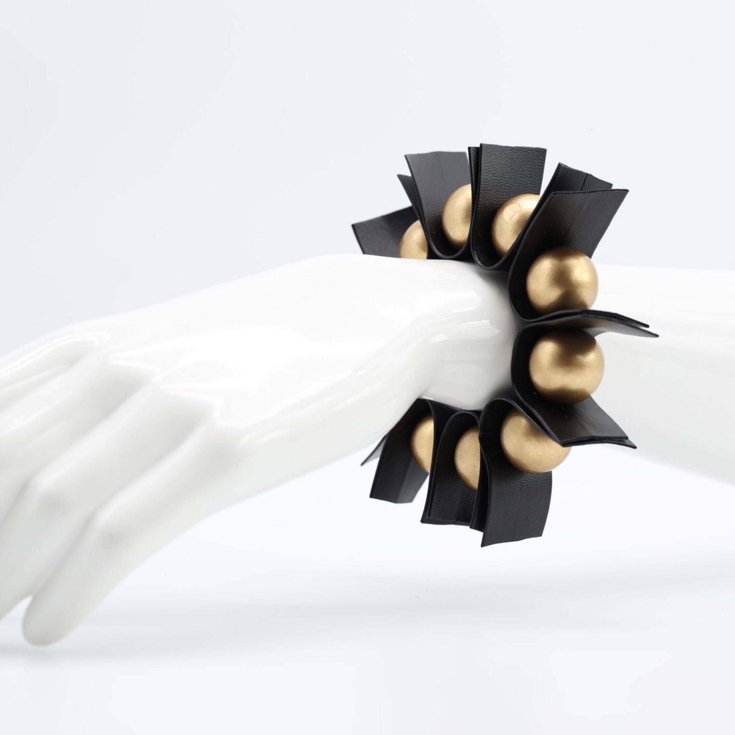 Bracelet Rubans Similicuir & Perles Rondes en U - Or