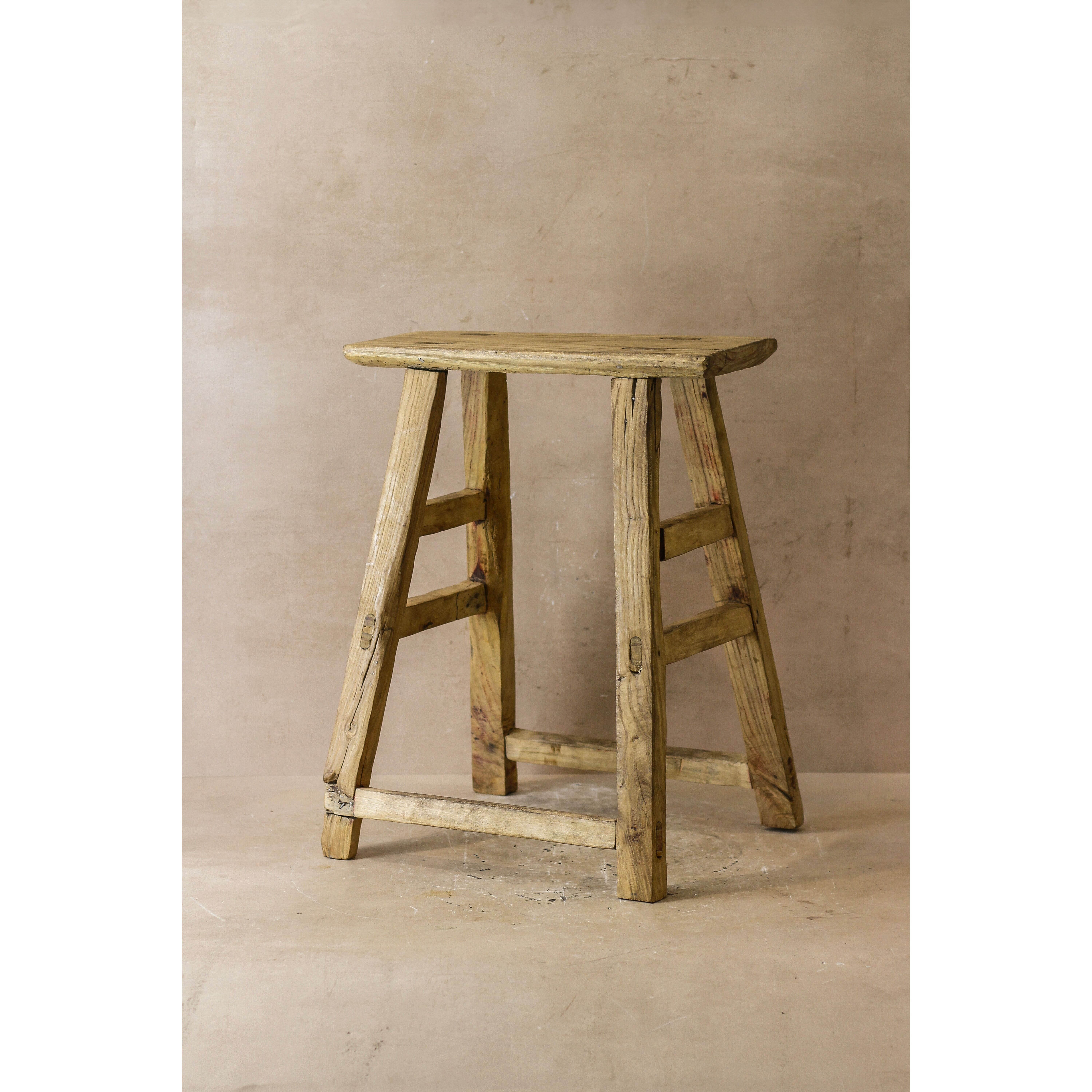 Tabouret rustique vintage en bois d'orme - Moyen - N° 49