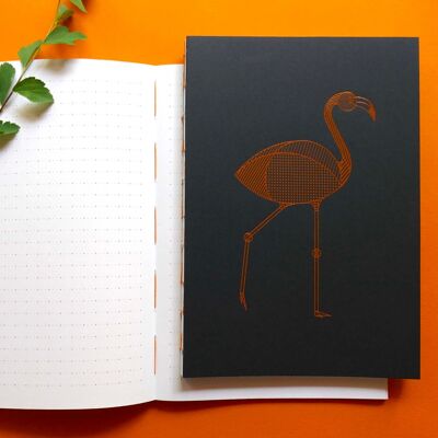 Quaderno classico Flamingo pagine tratteggiate