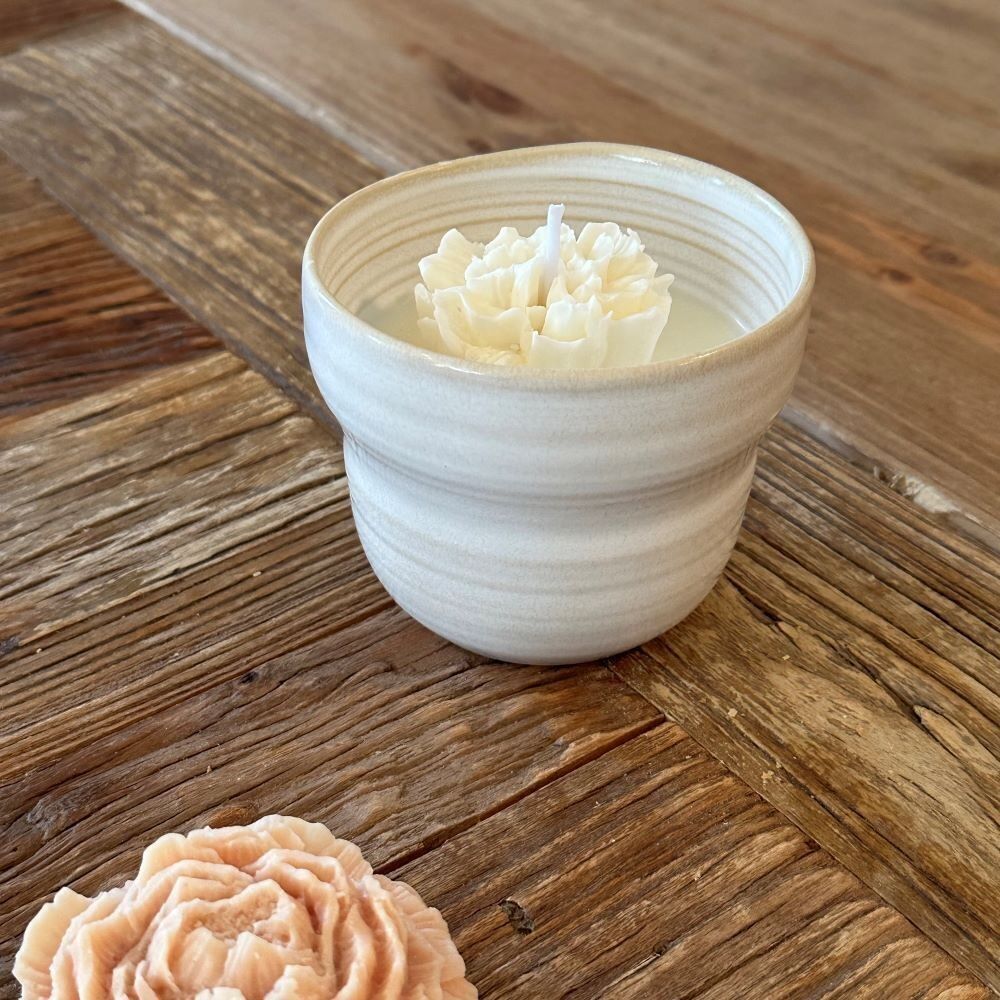 Candela vegetale - Tazza Ecru Porto - fatta a mano - 210gr