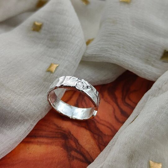 925 Silber verstellbarer Zehenring aus gehämmerter Folie im Boho-Stil, Midi-Tribal-Band