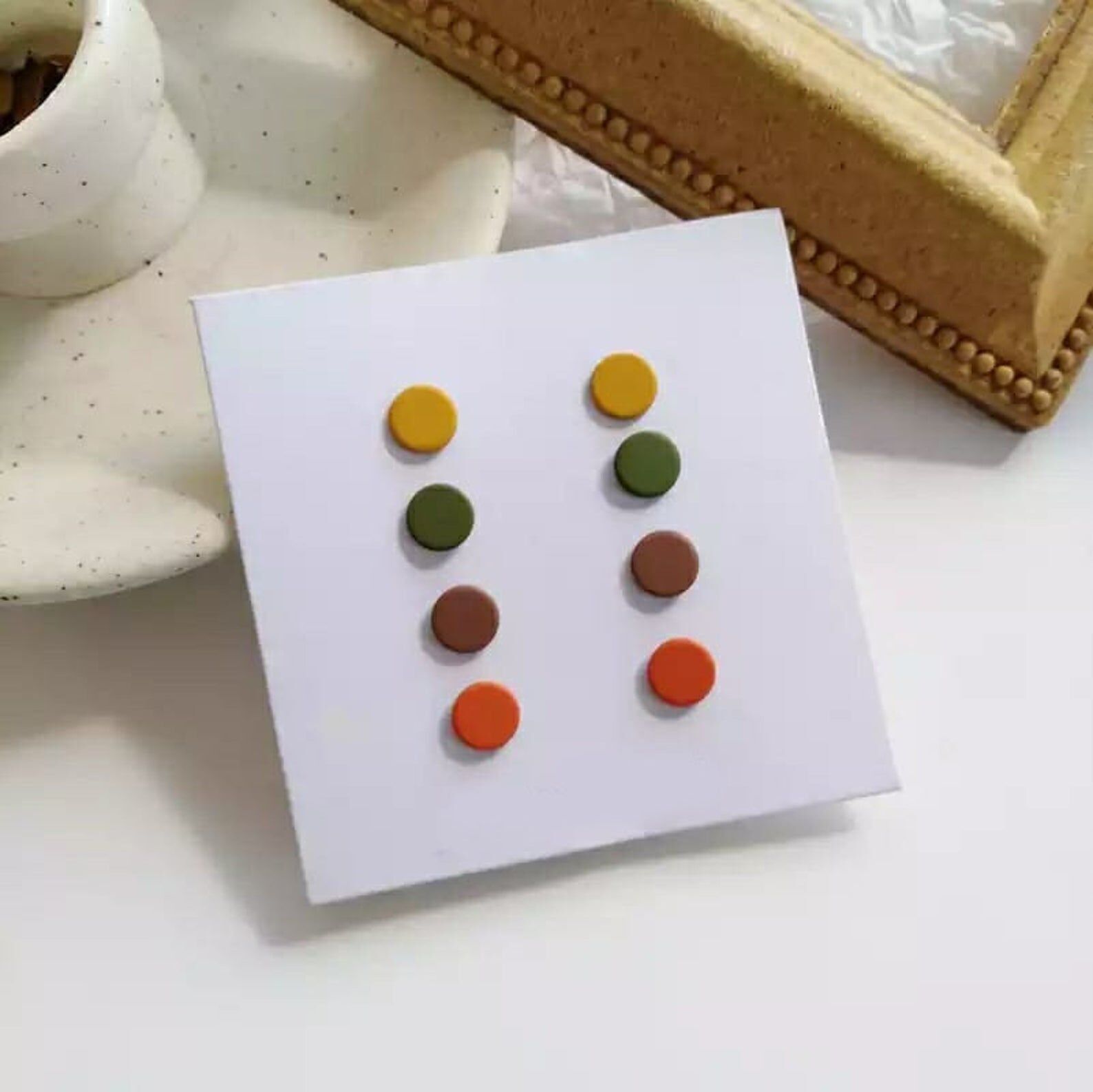 Colourful Unisex Minimalist Summer Round Disc Button Everyday Dot Stud