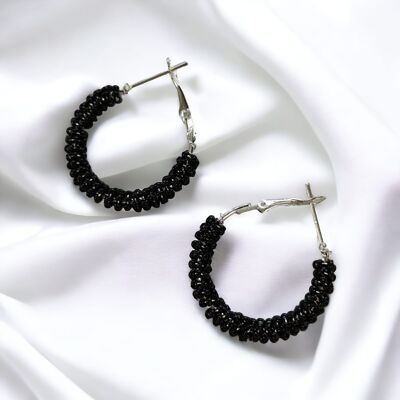 Boucles d'oreilles créoles asiatiques à grosses perles tressées et délicates style bohème