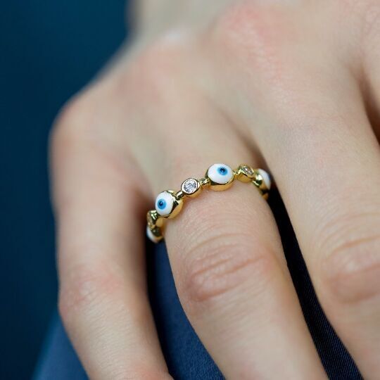 Anillo de mal de ojo de protección apilable con cuentas delgado azul blanco ajustable