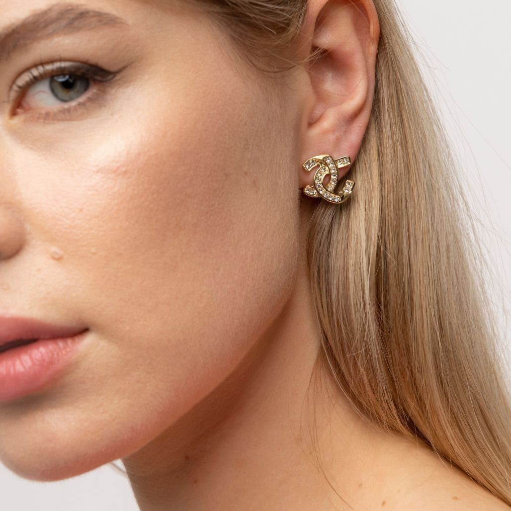 Arco di zirconi Elegante lettera a forma di C con due micro borchie geometriche sovrapposte