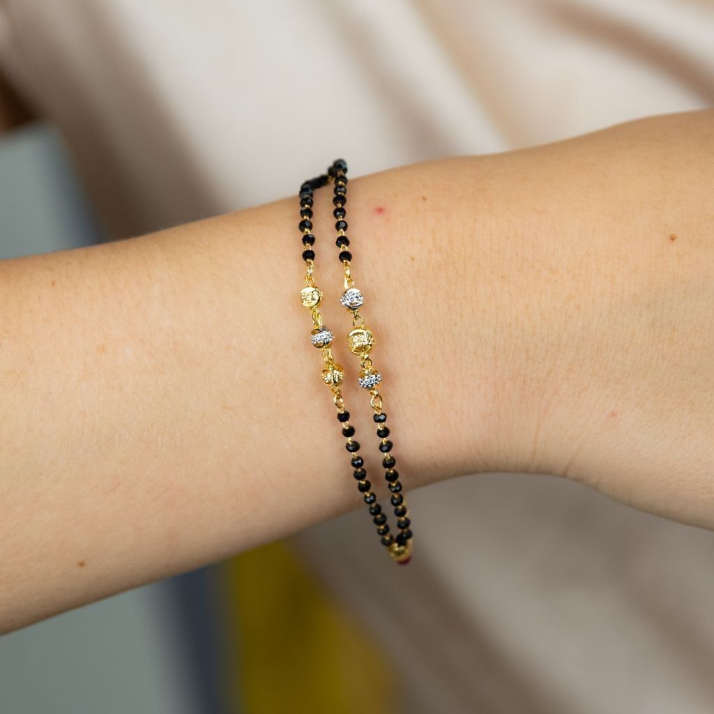 Bracciale Nazaria Mangalsutra con ciondolo a sfera indiano asiatico a doppio strato