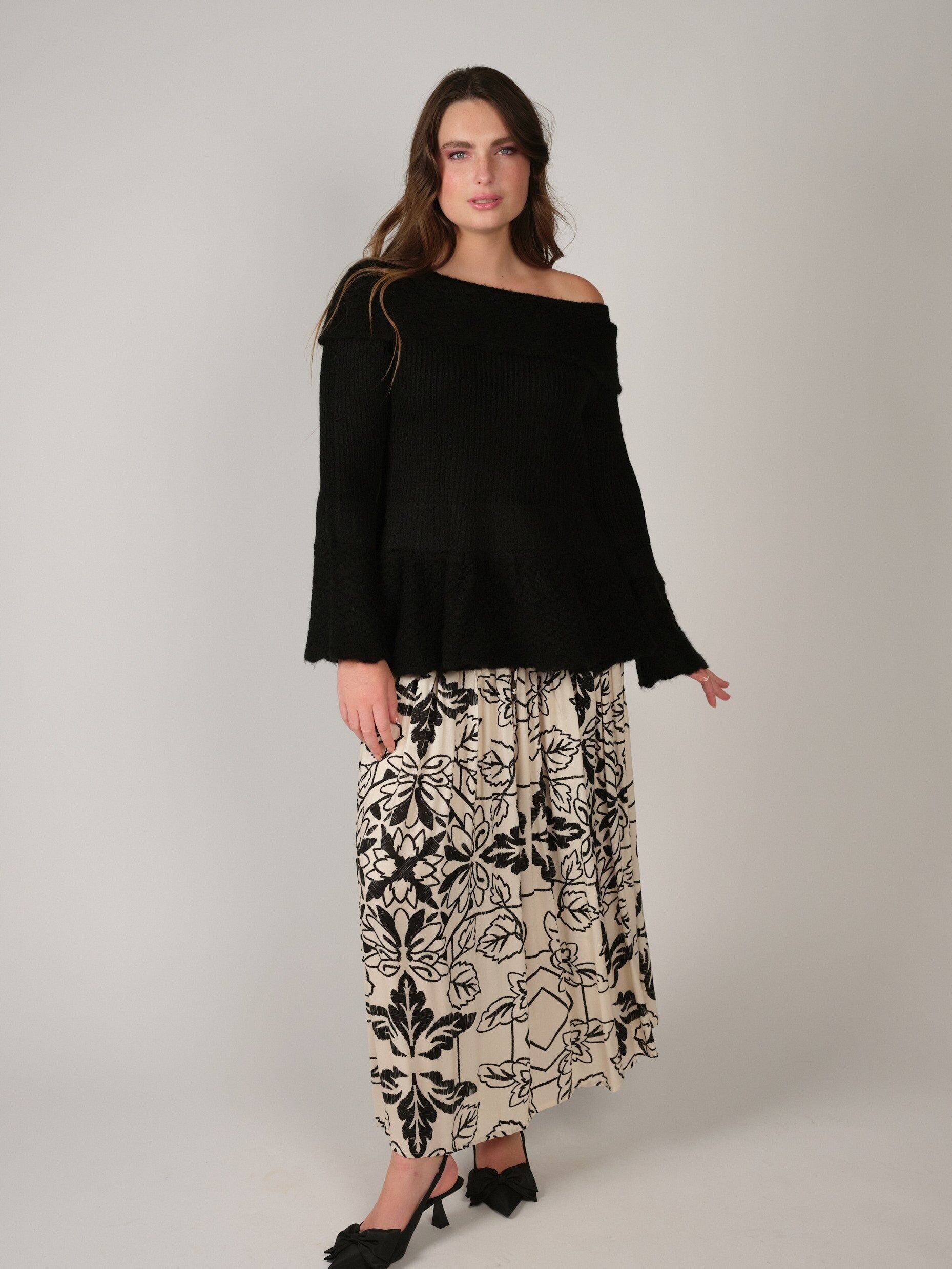 MARIE-ROCK – Schwarz-weiße Blumen – 4