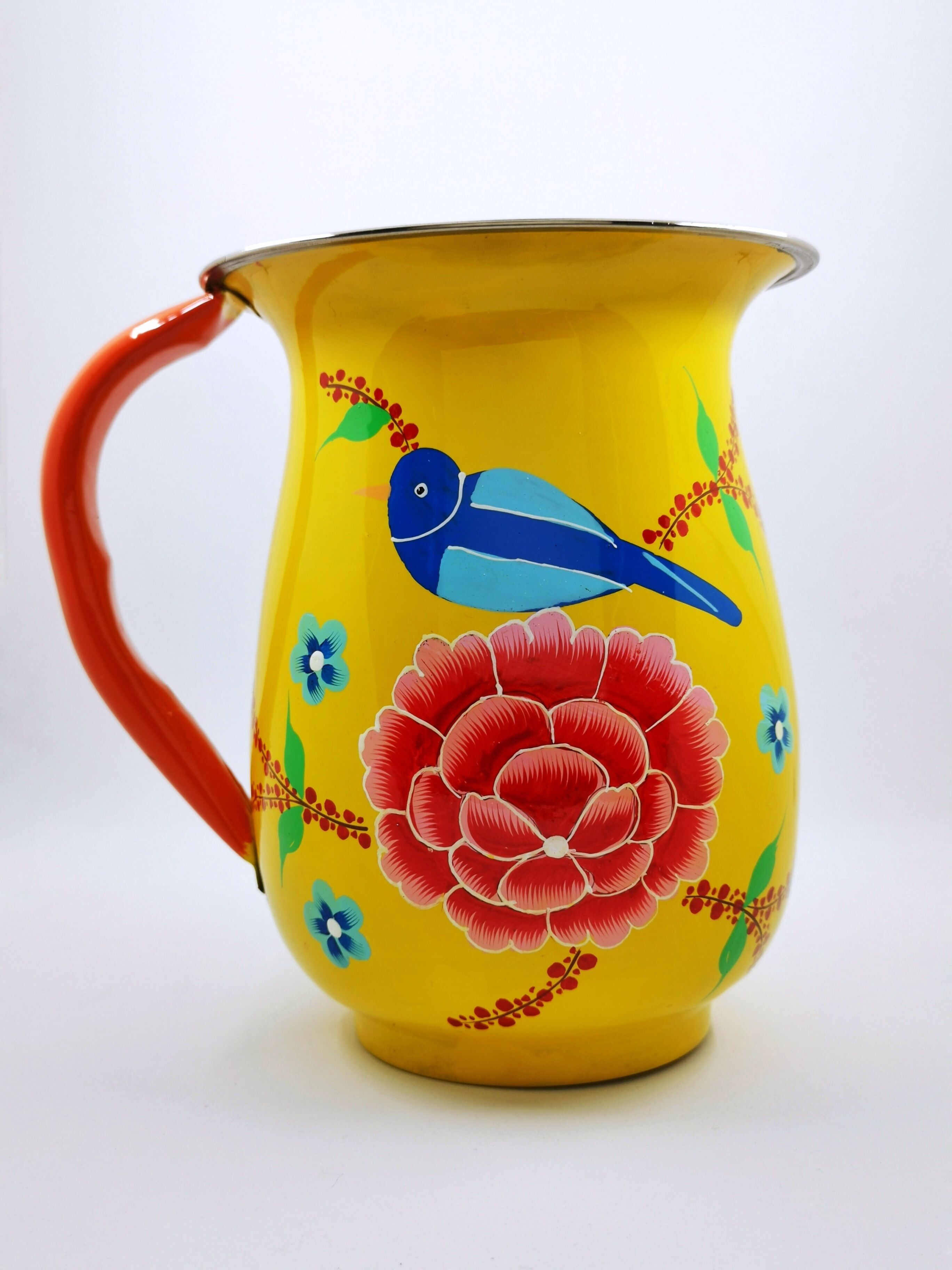 Caraffa indiana smaltata con motivo floreale giallo