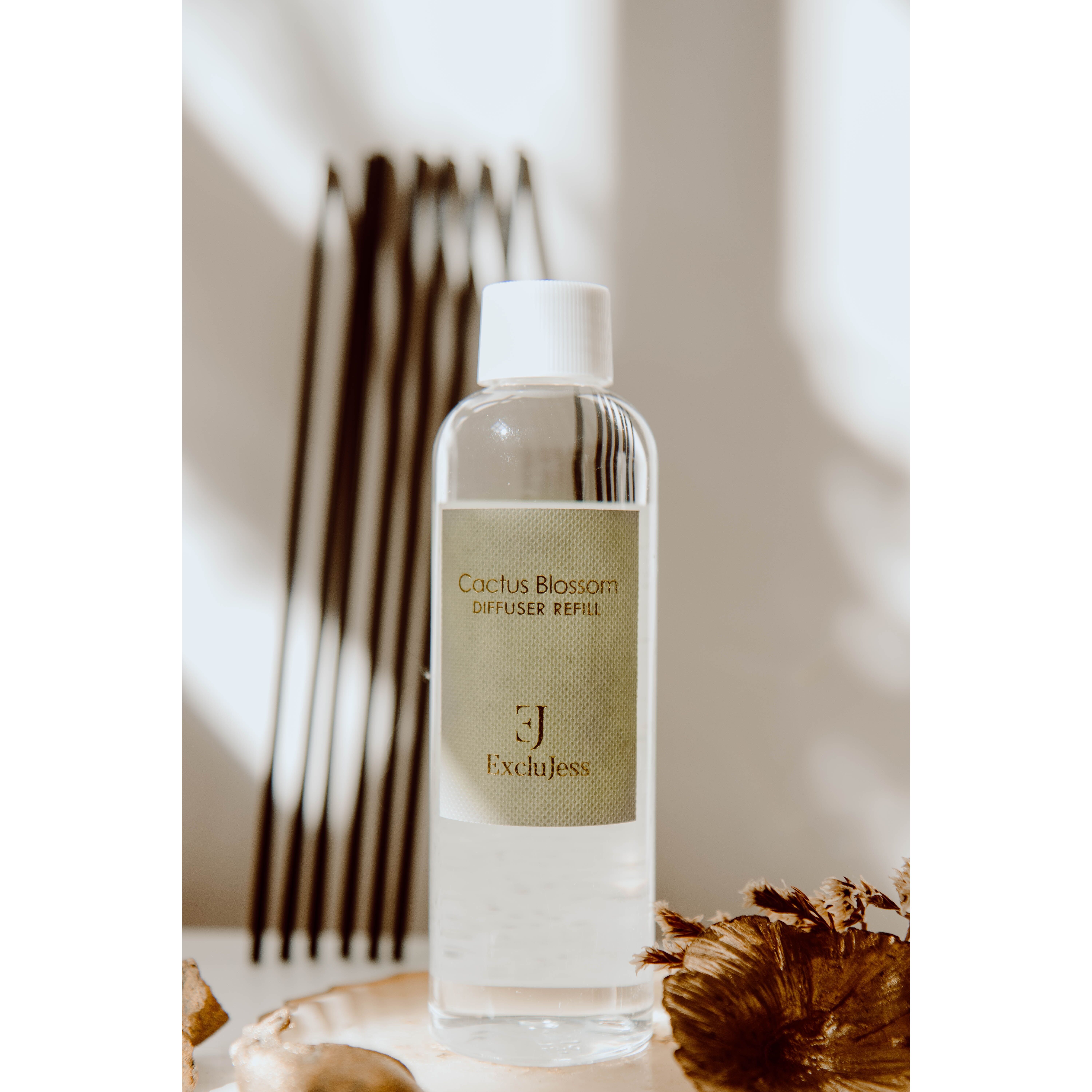 Kaktus und Blüte, grüner Leder-Nachfülldiffusor, 200 ml