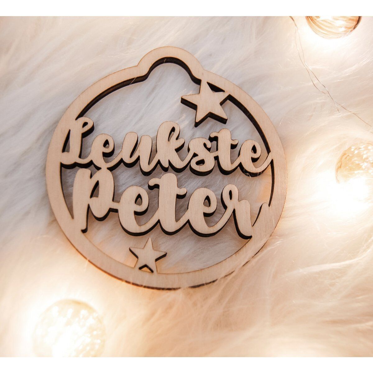 Ritaglia la pallina di Natale | Il più carino Pietro