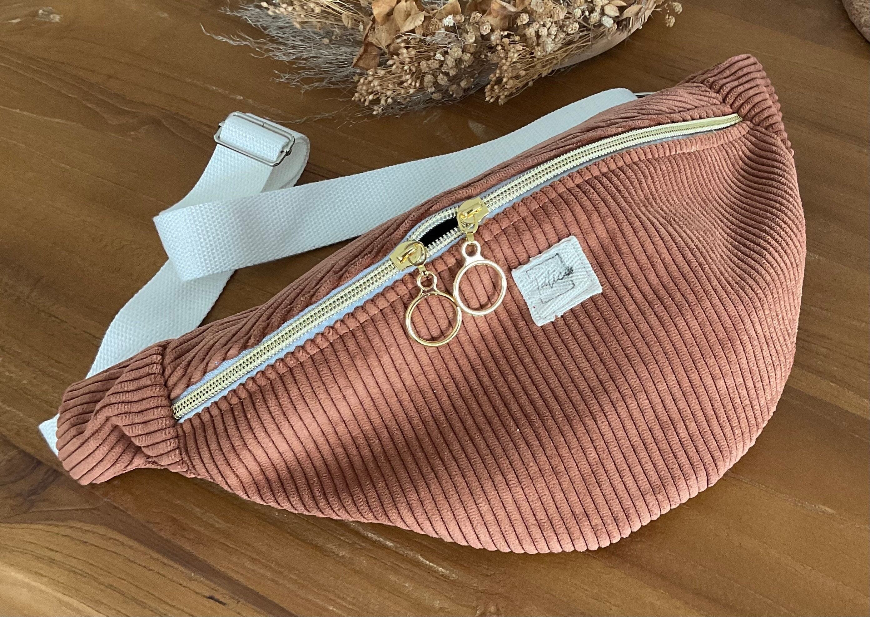 Riñonera de pana color terracota