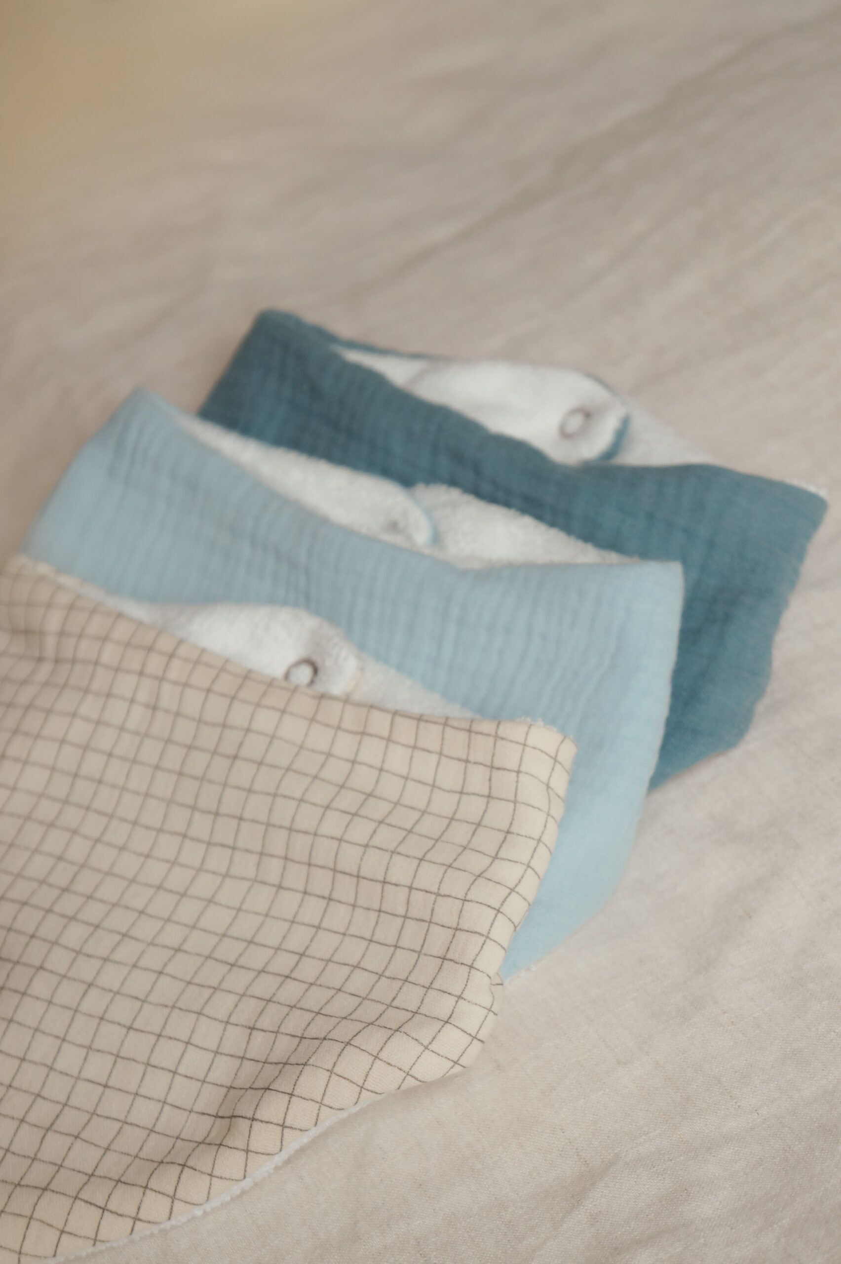 Trio di bavaglini scolastici