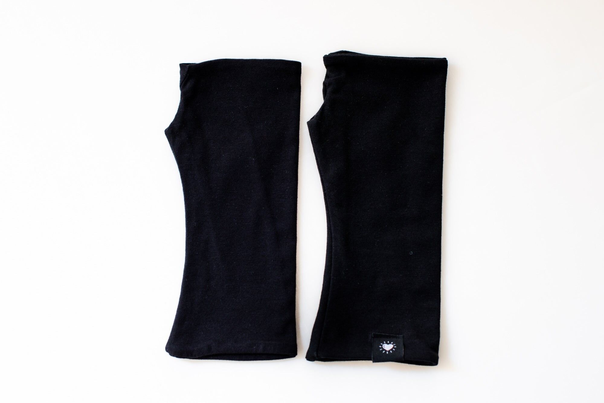 Einfarbige Fäustlinge | Schwarz