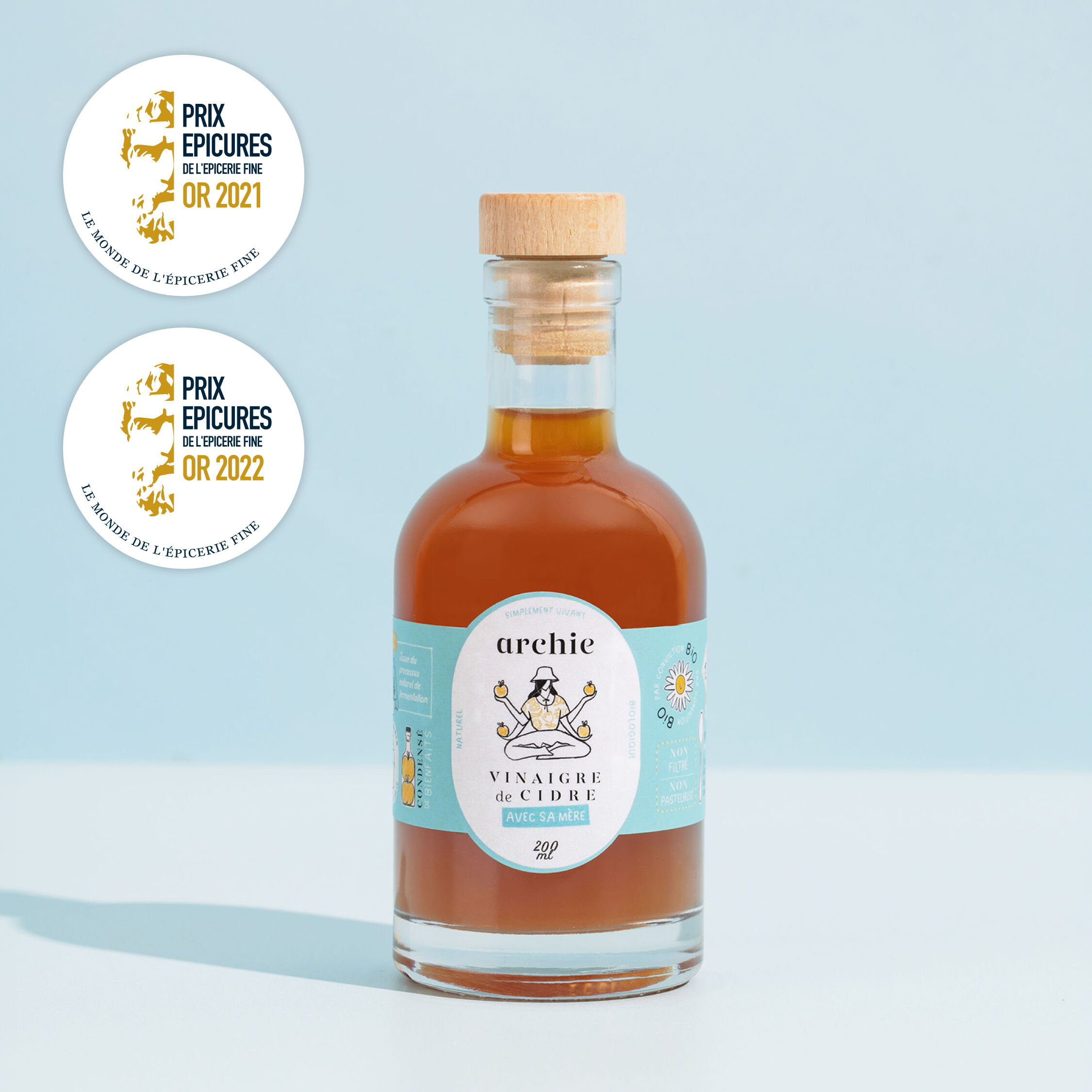 ORGANIC APPLE CIDER VINEGAR SMALL SIZE · unfiltered · unpasteurized · with the mother · travel size, 200 ml (12 units)