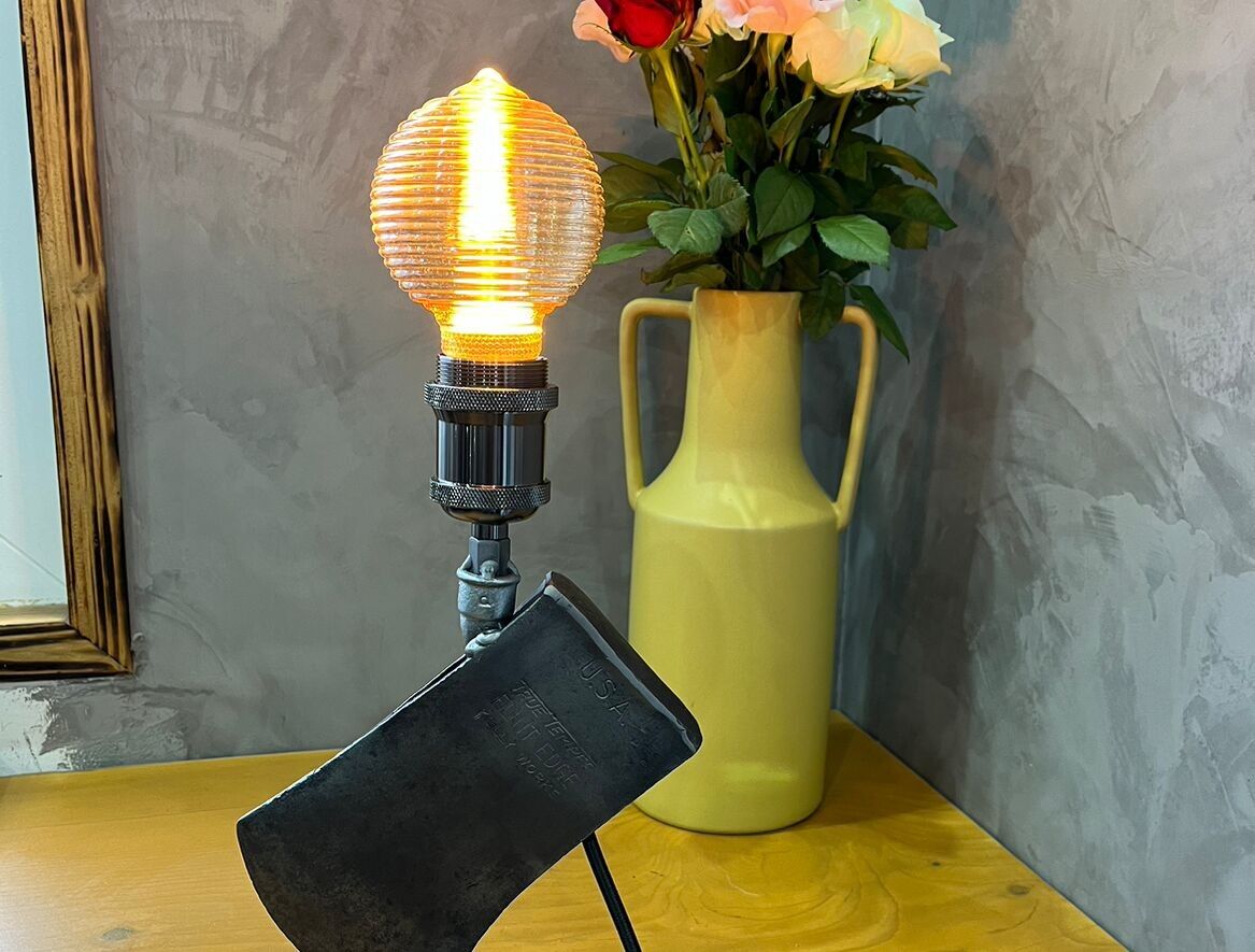 Lampada “Charles INGALLS”.