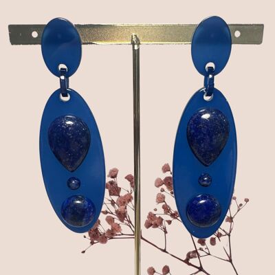 Blue Resin and Lapis Lazuli Earrings – Harmony and Elegance